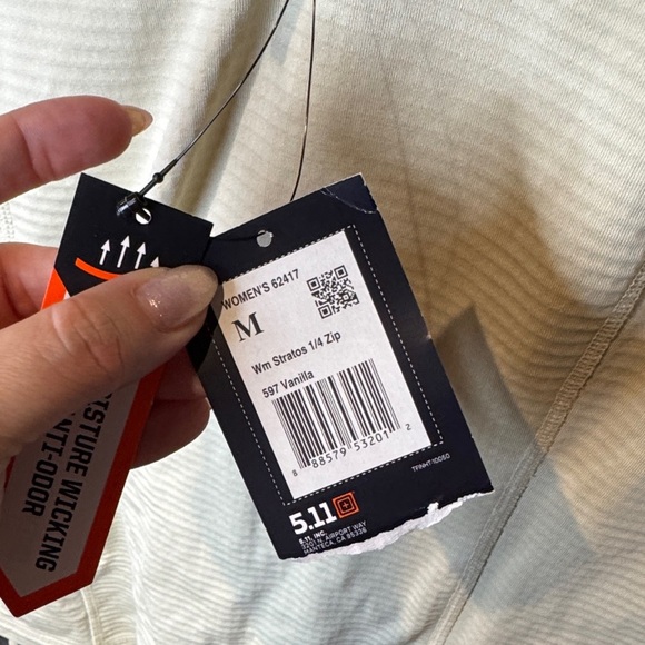 5.11 Tactical Men's Cream and Gray Zip-Up Sweater - Picture 4 of 6